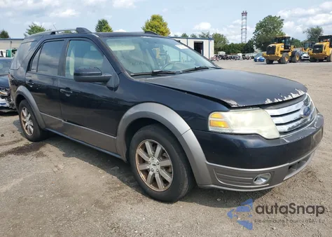 2008 Ford Taurus X Sel z USA, uszkodzony, nr VIN 1FMDK05W28GA30821